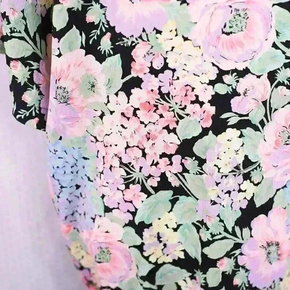 Victoria's Secret Gold Label Size P/S rose/black floral button down short sleeve - Picture 11 of 15